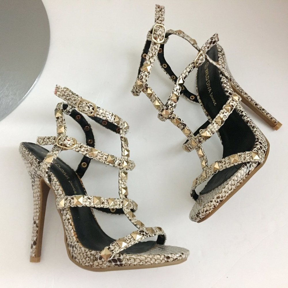 Wild Diva Lounge Snake Cage Stiletto shoes 6 NWT